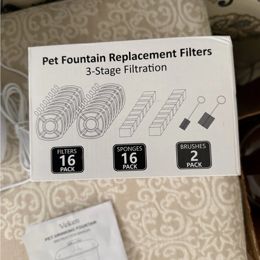 Veken Pet Fountain With Replacement Filters 3-Stage Filtration